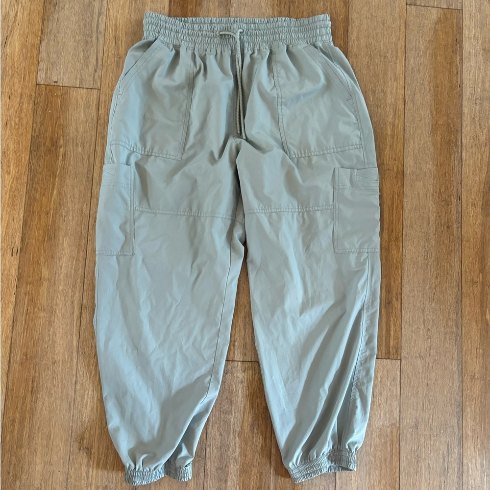 ☀️ Old Navy • Quick Dry Cargo Joggers